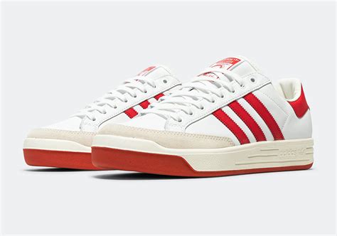 adidas 2022 schuhe|adidas 3 striped sneakers.